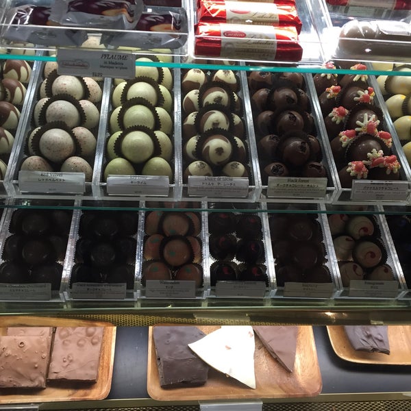 Honolulu Chocolate Company Ala Moana Kakaako Honolulu, HI