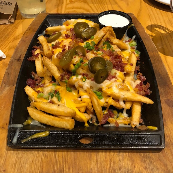 Photo taken at Chili&#39;s Grill &amp; Bar by Sean F. on 10/29/2018