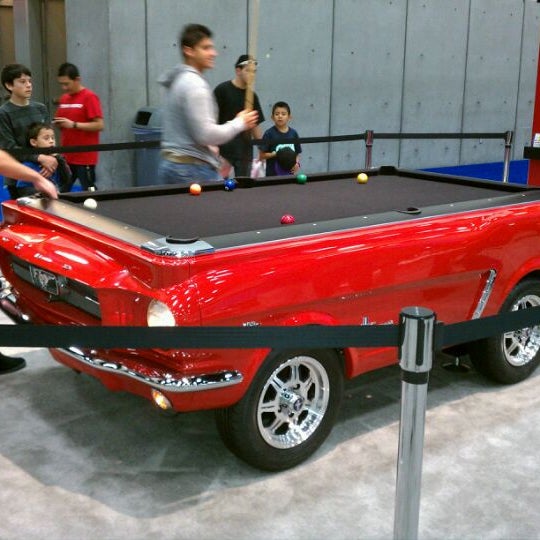รูปภาพถ่ายที่ San Diego International Auto Show โดย John K. เมื่อ 12/31/2011