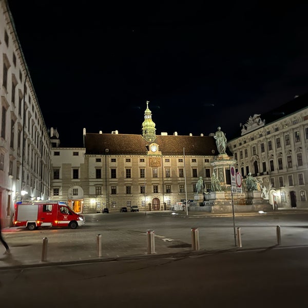 Foto diambil di Hofburg oleh Antonino P. pada 8/8/2023