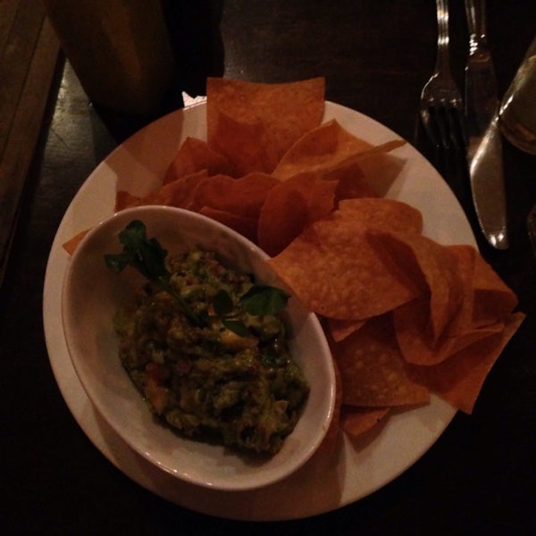 Amazing pineapple guacamole with chorizo , get a burger too the homemade HOT sauce is a must try