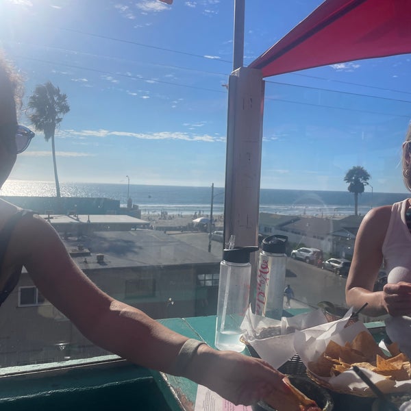 El Prez Beach Bar in Pacific Beach