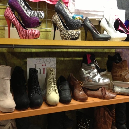 Journeys store. Journeys store