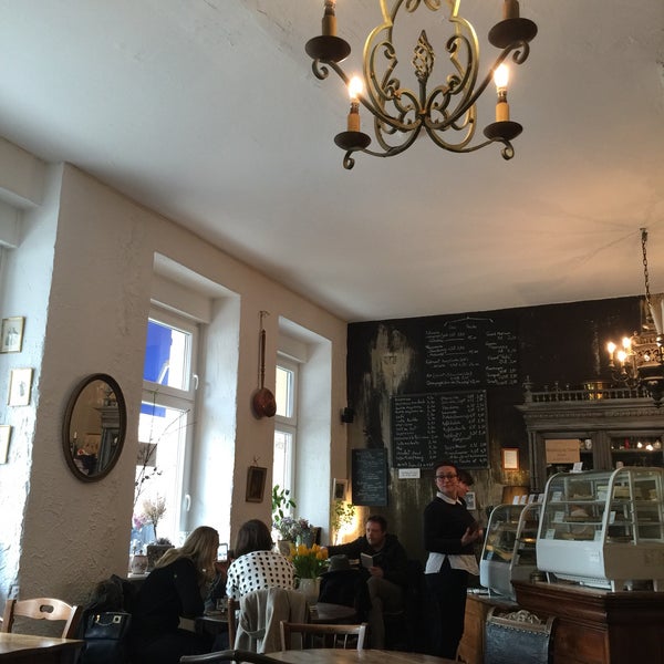 Photo taken at Louise Chérie Café by Nika S. on 2/20/2017