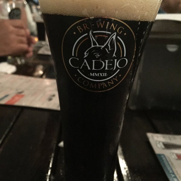 Снимок сделан в Cadejo Brewing Company пользователем JRicardo S. 12/22/2015
