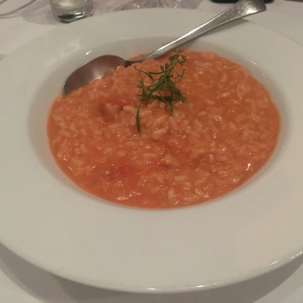 11/4/2016 tarihinde Eugenia P.ziyaretçi tarafından Restaurante Donjuán'de çekilen fotoğraf