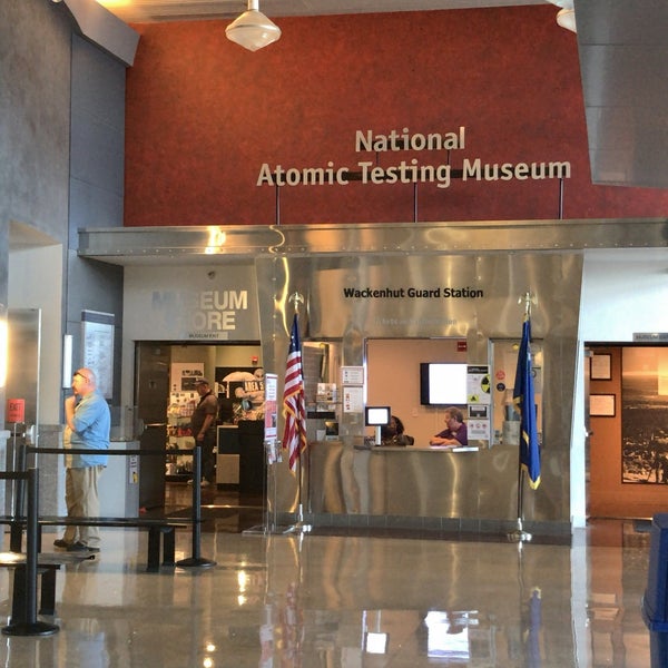 Foto tirada no(a) National Atomic Testing Museum por Mitsu N. em 11/10/2017