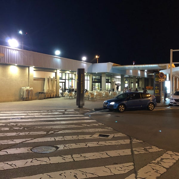 Снимок сделан в Aeropuerto de Asturias пользователем Kenjiro U. 9/7/2019