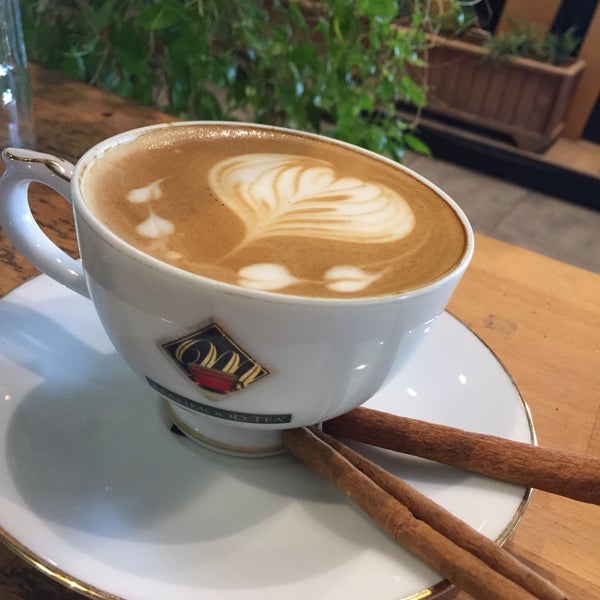11/16/2019にMustafa G.がMahmood Coffee Kitchen &amp; Cakeで撮った写真