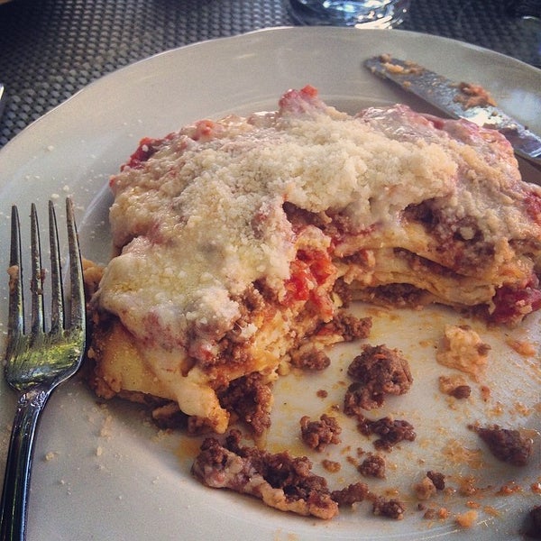 รูปภาพถ่ายที่ Parma - Cucina Italiana โดย Rick C. เมื่อ 5/4/2014