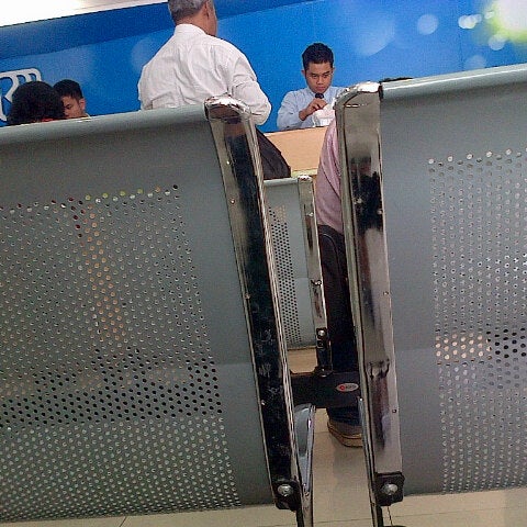 Photos At Bank Bri Syariah Kantor Pusat Semarang Pandanaran Bank