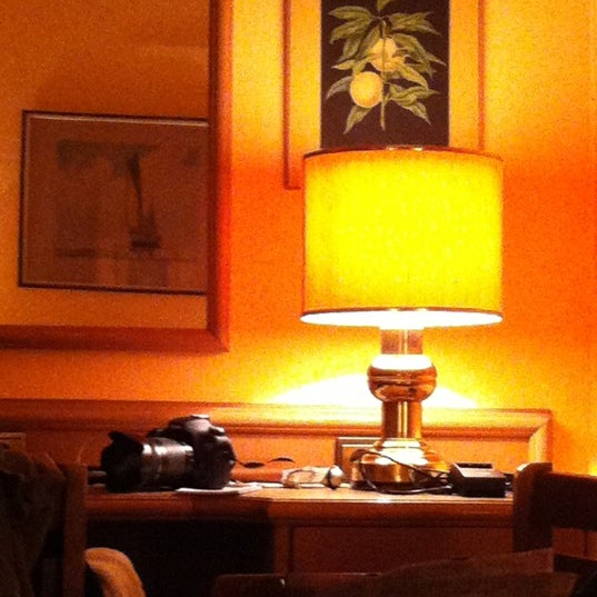 Das Foto wurde bei Hotel Bogotá von Al A. am 9/30/2012 aufgenommen