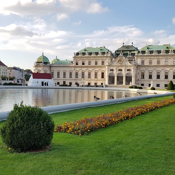 Foto diambil di Oberes Belvedere oleh Mootez pada 9/25/2017