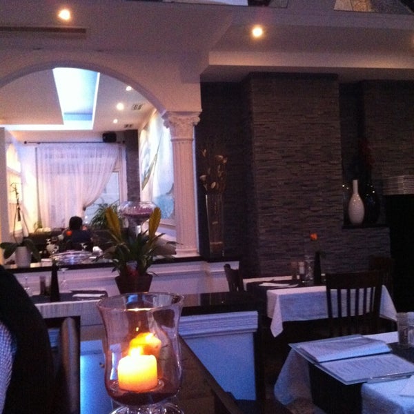 3/1/2013에 Damir S.님이 Restaurant Cavos에서 찍은 사진