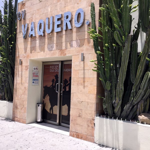 7/29/2015 tarihinde El V.ziyaretçi tarafından OV Vaquero Restaurante y Taquería'de çekilen fotoğraf
