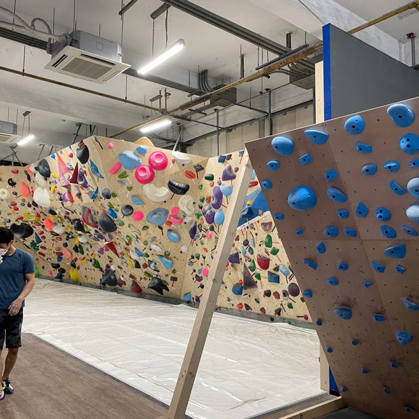 Fotos Em ロッキーボルダリングクラブ品川 Parede Artificial De Escalada Em 港区
