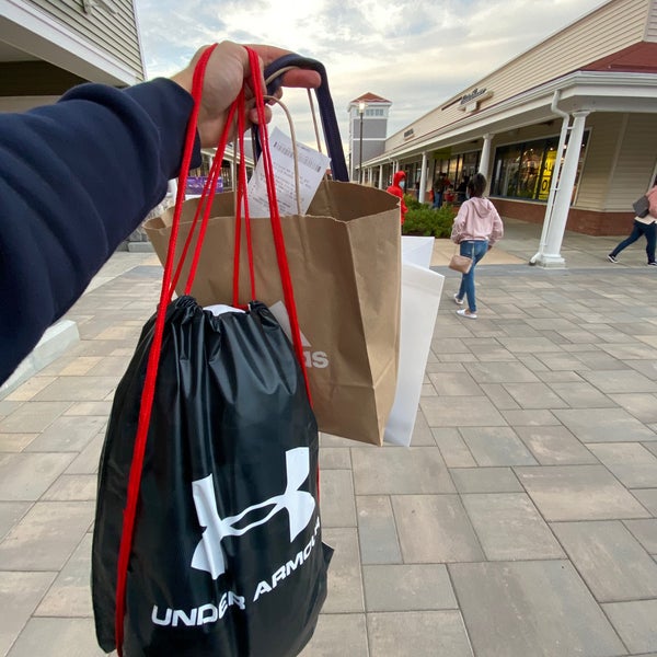 Under Armour Clothing Store In Wrentham