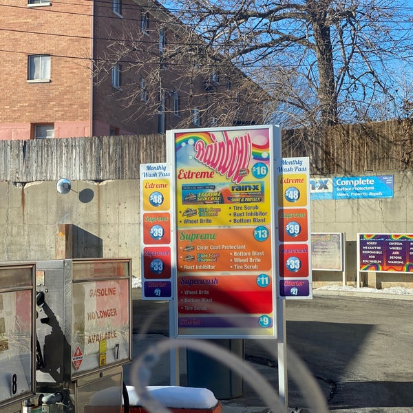 Photo taken at Rainbow Car Wash by Jill D. on 12/19/2019