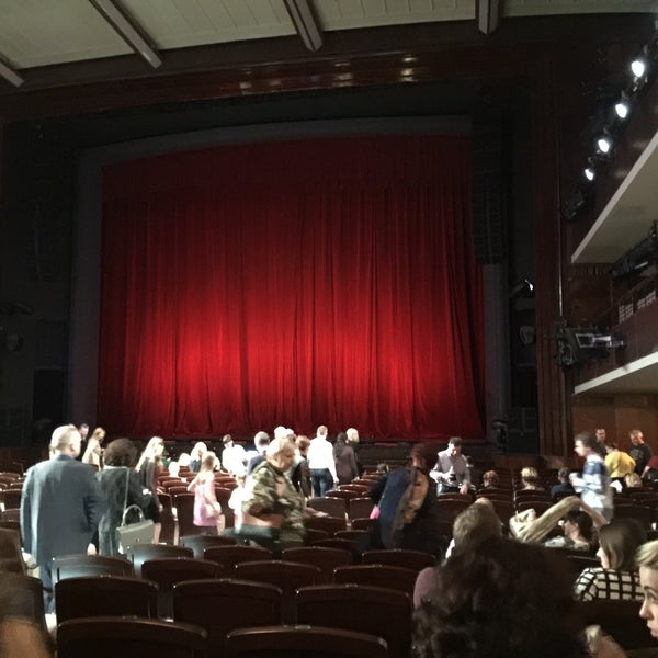 3/25/2017 tarihinde Дима М.ziyaretçi tarafından Театр мюзикла'de çekilen fotoğraf