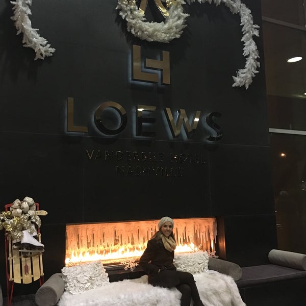 Das Foto wurde bei Loews Vanderbilt Hotel, Nashville von Camila R. am 12/4/2016 aufgenommen