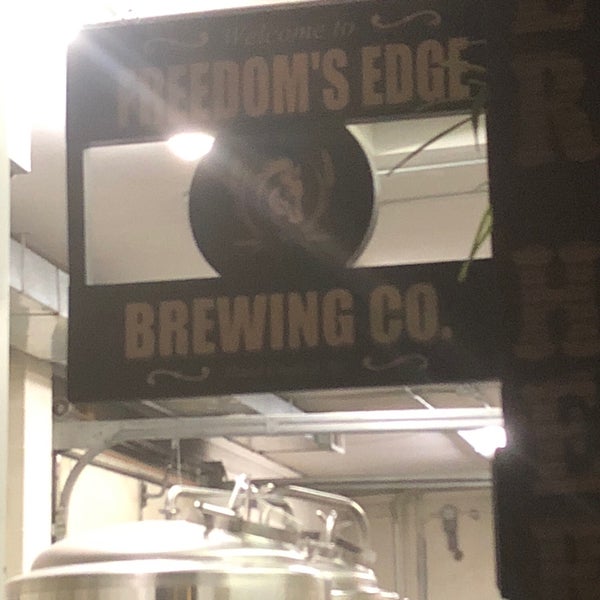 Photo taken at Freedom&#39;s Edge Brewing Company by ᴡ W. on 10/4/2018