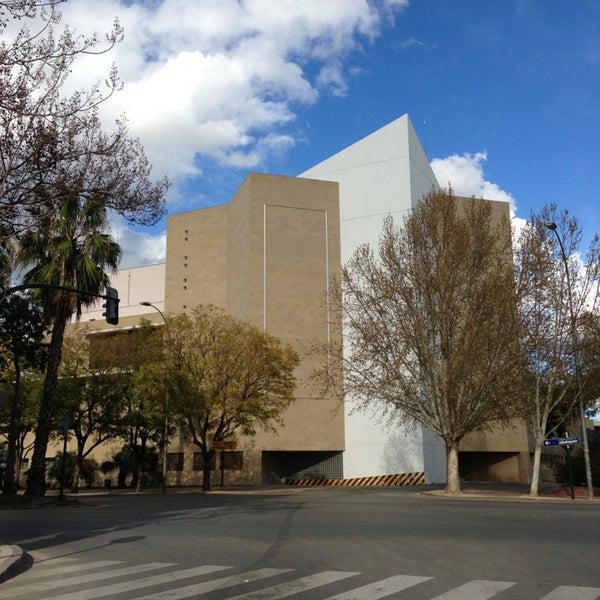 13046225_jwAX20ssLQMfReQsC7aYR8APx0u03b6