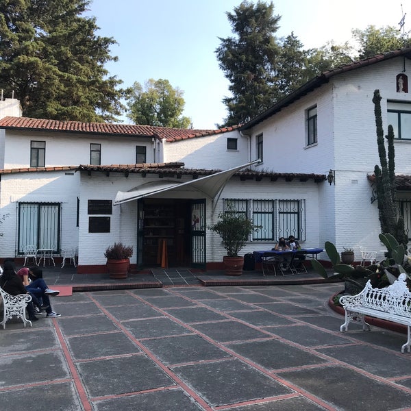 Foto tirada no(a) Museo Nacional de la Acuarela &quot;Alfredo Guati Rojo&quot; por ETH em 11/13/2022