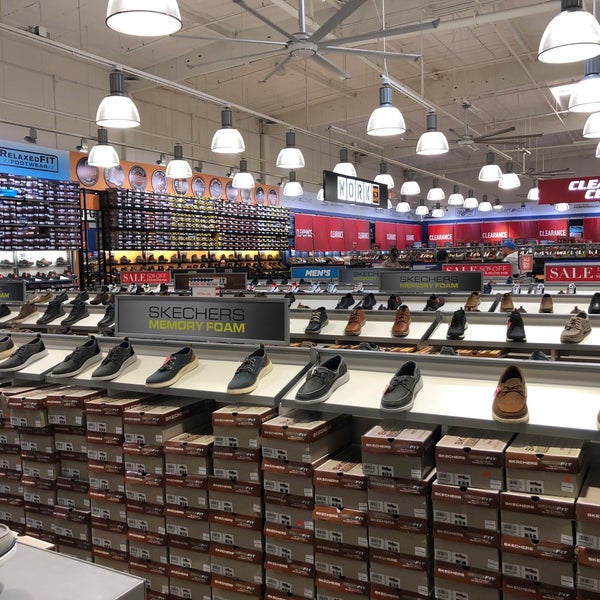 Skechers shop warehouse locations
