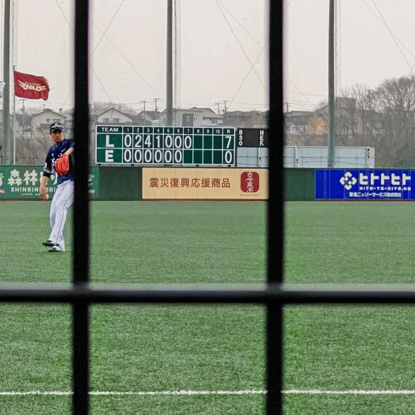 Fotos Em ウェルファムフーズ森林どりスタジアム泉 仙台市 宮城県