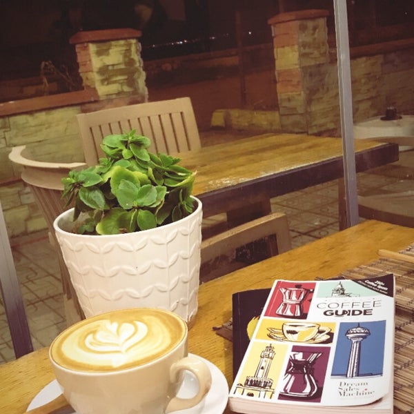 2/13/2020 tarihinde Yunus .ziyaretçi tarafından Just One Coffee'de çekilen fotoğraf