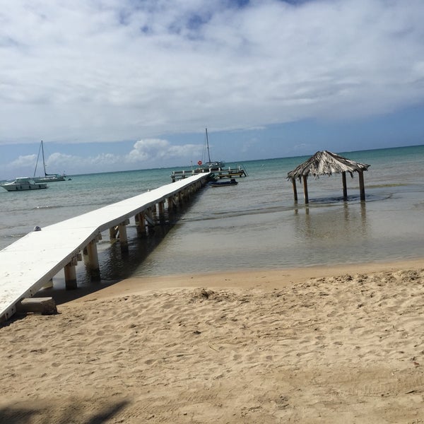 Снимок сделан в Copamarina Beach Resort пользователем Grisel S. 3/6/2015