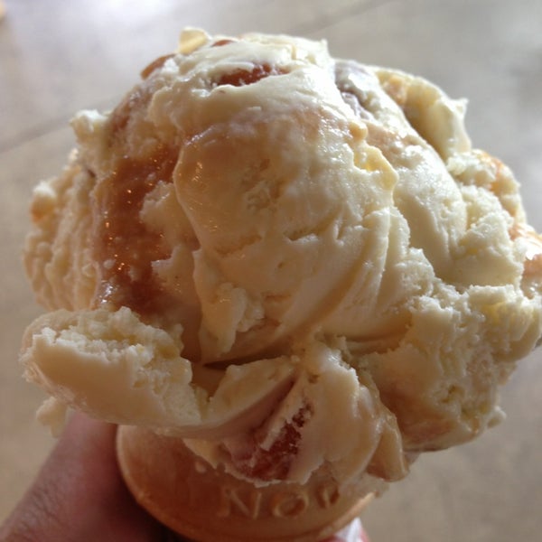 8/14/2013にPaul B.がOwowcow Creameryで撮った写真