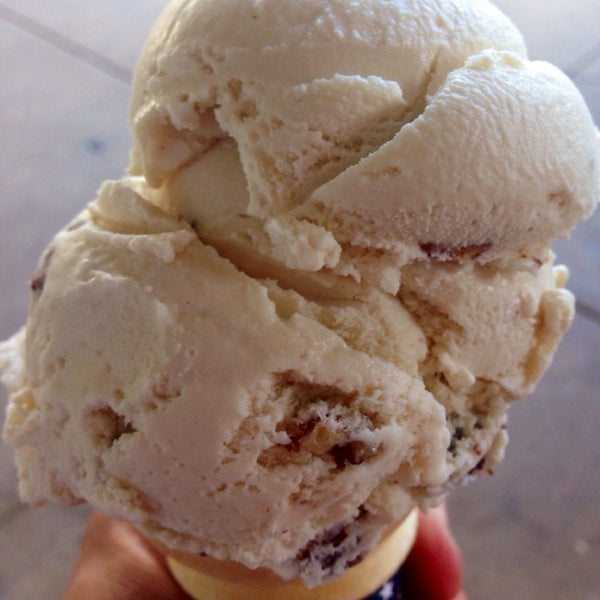 Mom’s Water Ice & Ice Cream 2 tips from 84 visitors