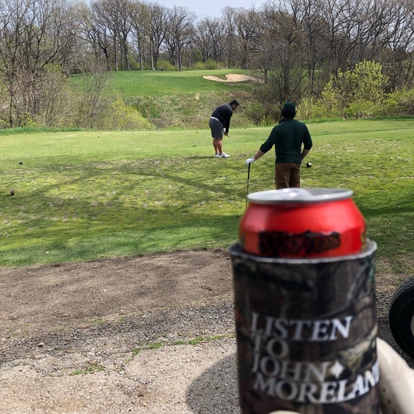 Photo prise au Cog Hill Golf And Country Club par Andrew W. le4/20/2021