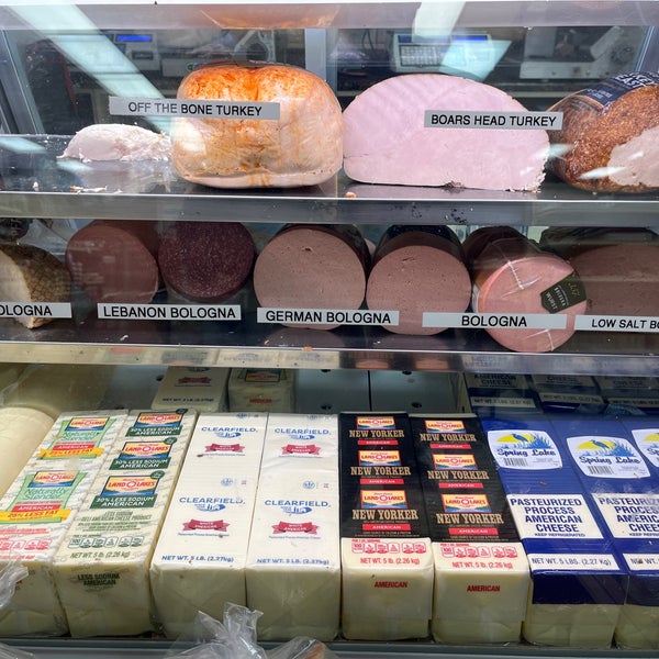 Sam's Italian Market and Bakery 10 tips from 382 visitors