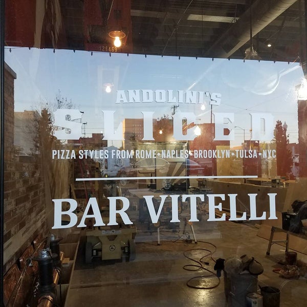 รูปภาพถ่ายที่ Andolini&#39;s Pizzeria Sliced Blue Dome โดย Cheryl L. เมื่อ 10/25/2017