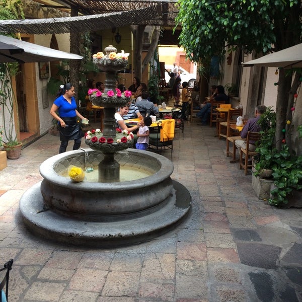 9/16/2014 tarihinde Félix B.ziyaretçi tarafından Café de la Parroquia'de çekilen fotoğraf
