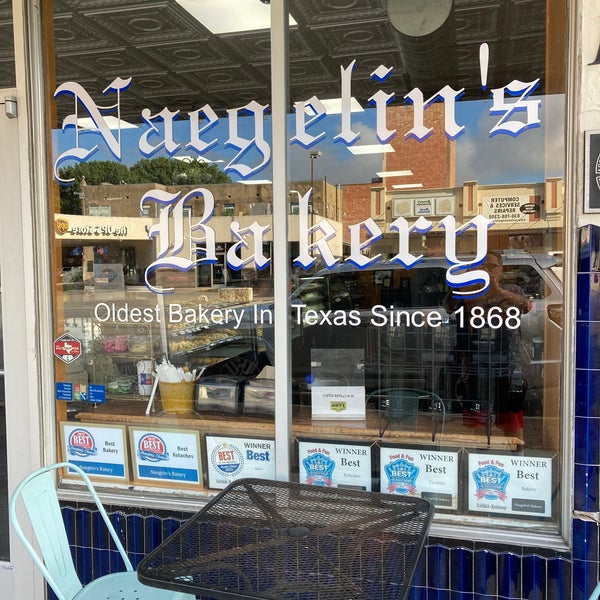 Photo taken at Naegelin&#39;s Bakery by Carlos S. on 9/20/2022