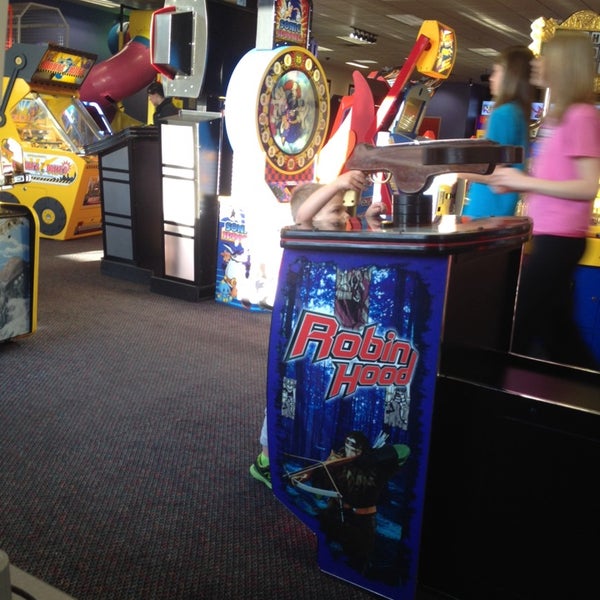 Chuck E. Cheese 2309 Greeley Mall