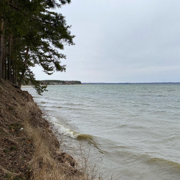 Джемпер crockid кб 300553. Капустин яр полигон. Яр т. Танк т 80 на украине. Т-80бв кантемировская дивизия.