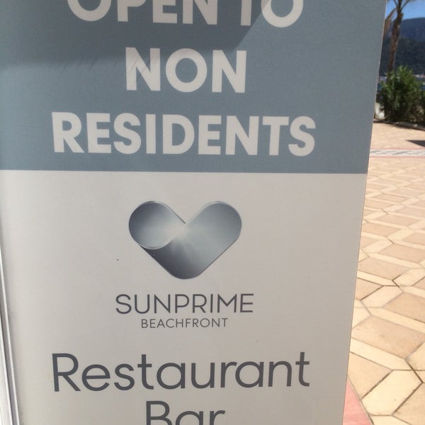 Das Foto wurde bei Sunprime Beachfront Hotel von nimo am 4/10/2017 aufgenommen