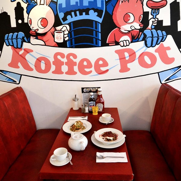 6/6/2015에 The Koffee Pot님이 The Koffee Pot에서 찍은 사진