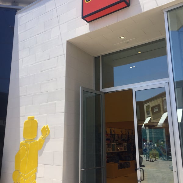 Lego store la jolla hot sale
