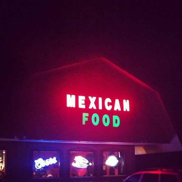 Photo taken at El Dorado Mexican Restaurant by Ben E. on 11/15/2012