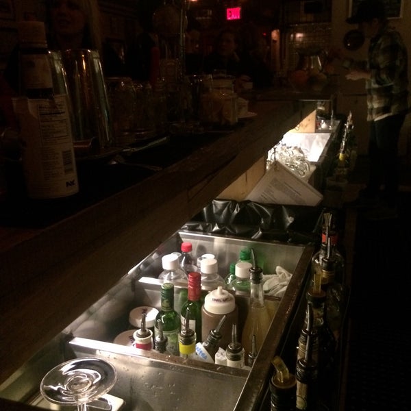 10/28/2015 tarihinde Blake L.ziyaretçi tarafından The Drink'de çekilen fotoğraf