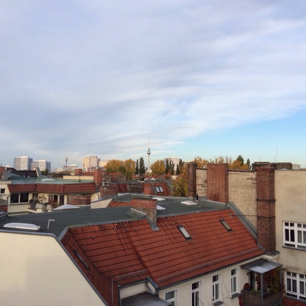 10/21/2013 tarihinde Michael P.ziyaretçi tarafından Upstalsboom Hotel Friedrichshain'de çekilen fotoğraf