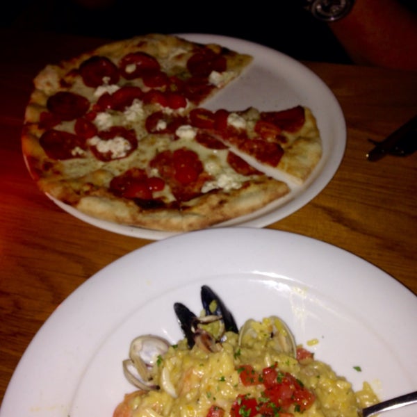 Outstanding Salamino Pizza and Frutte di mar risotto! (Yay!) Limited beer selection (Boo!)