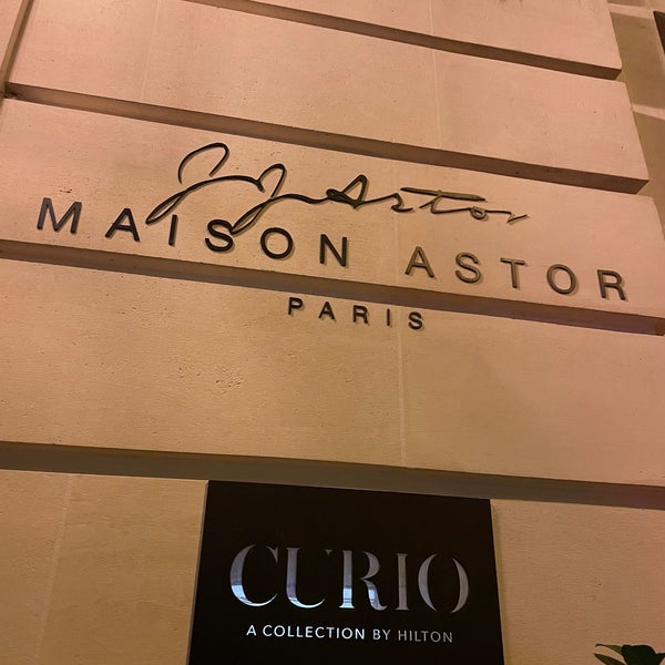 10/24/2021에 Shadab K.님이 Maison Astor Paris, Curio Collection by Hilton에서 찍은 사진
