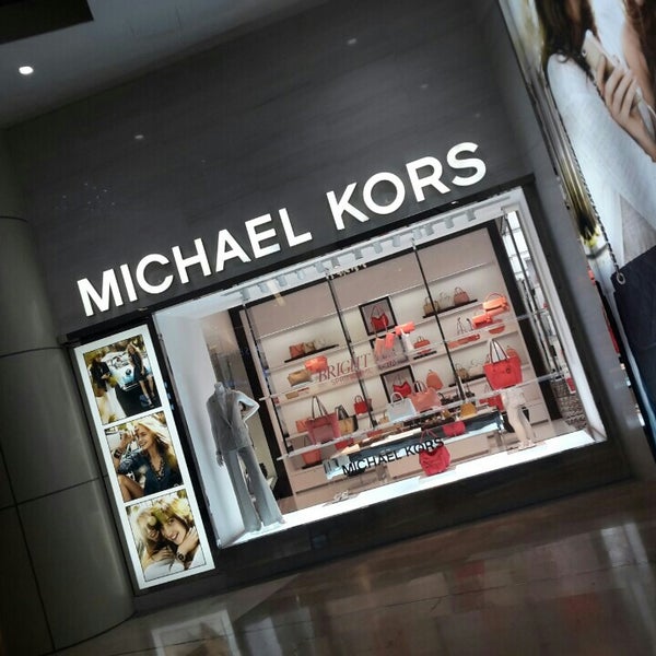 michael kors gurney plaza