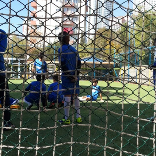 Foto scattata a Brazilian Soccer Schools - Brezilyalı Gibi Oyna da Dinç L. il 11/9/2013